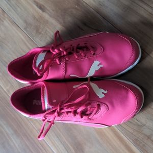 Puma Sport Lifestyle FTWMC FKHHC Pink  Athletic Shoes big girl Size 3.5